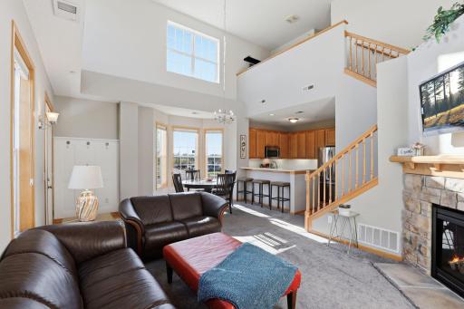 1249 Chateau Avenue, 405, Maplewood, MN 55109