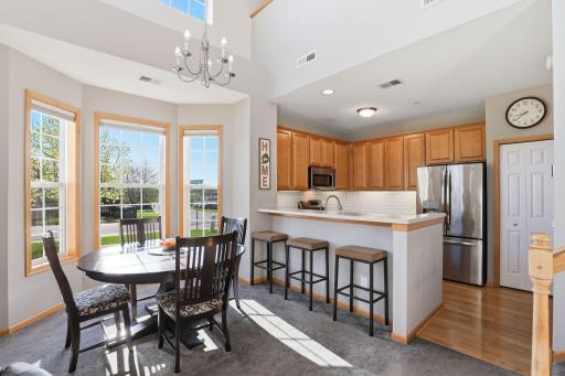 1249 Chateau Avenue, 405, Maplewood, MN 55109