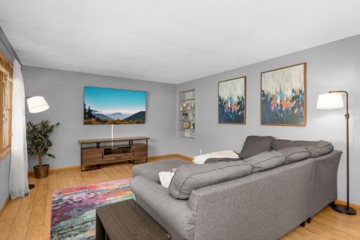Large living space has plenty of room for relaxing or entertaining.