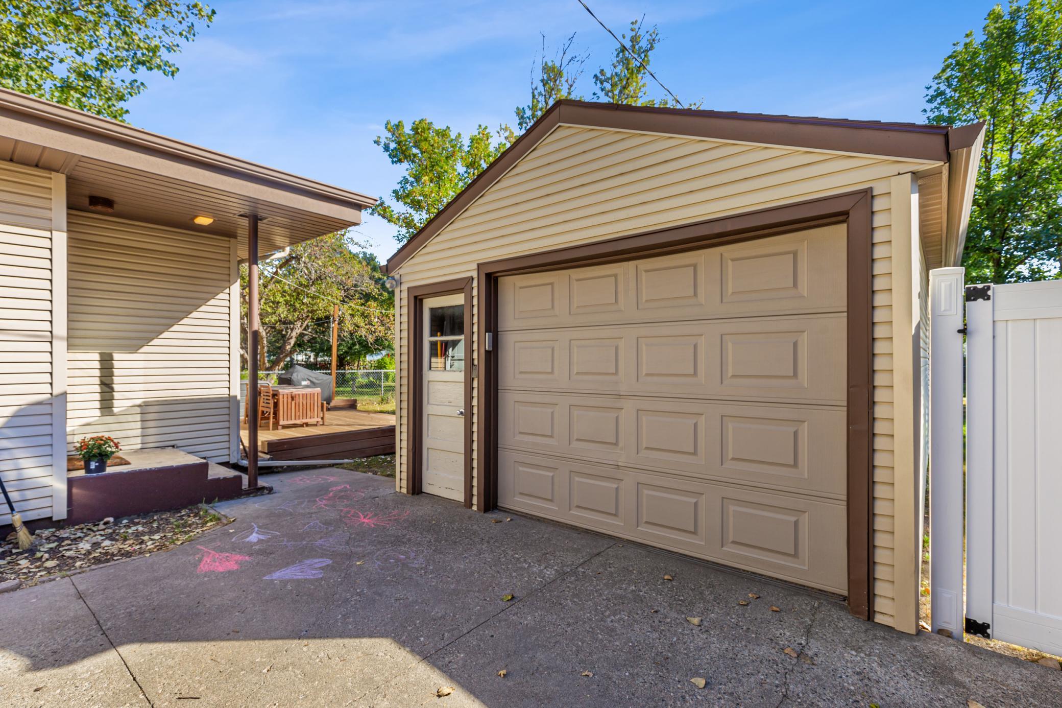 Garage