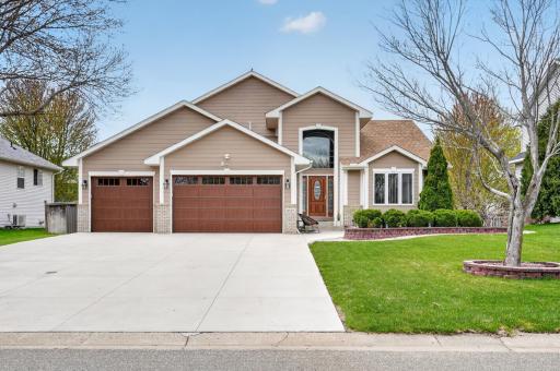 9325 Austrian Pine Avenue N, Minneapolis, MN 55443