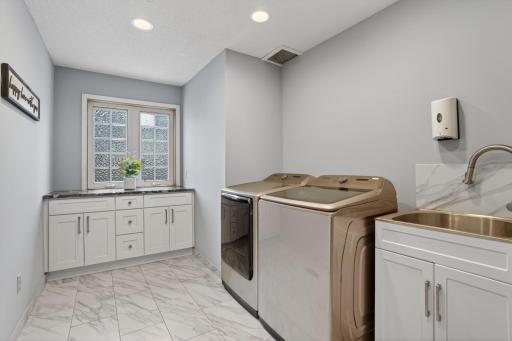 9325 Austrian Pine Avenue N, Minneapolis, MN 55443