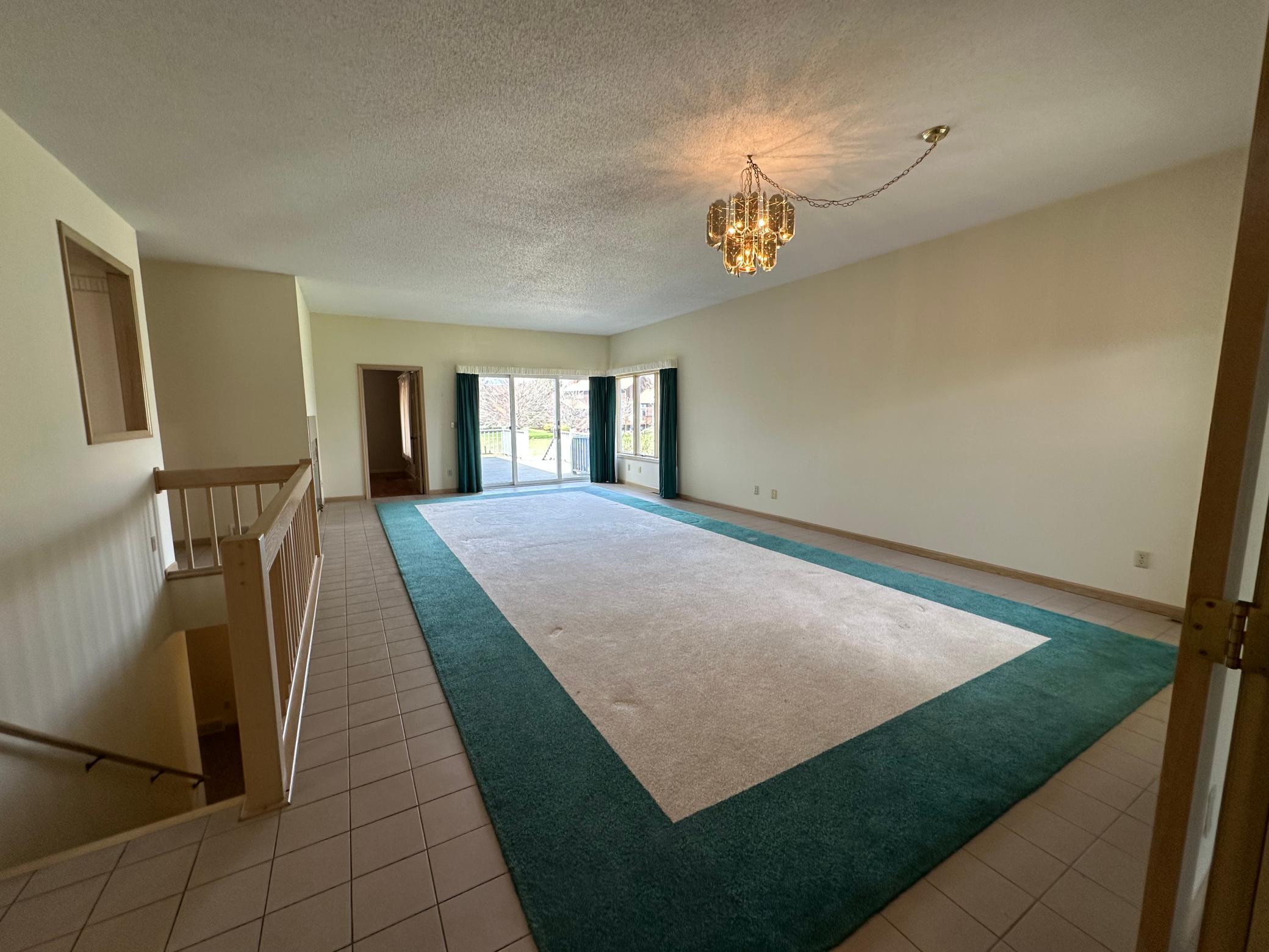 Dining/Livingroom