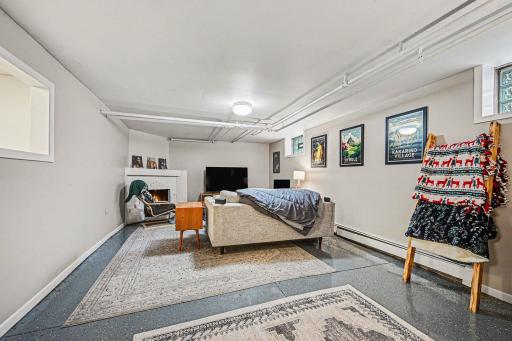 4937 Clinton Avenue, Minneapolis, MN 55419
