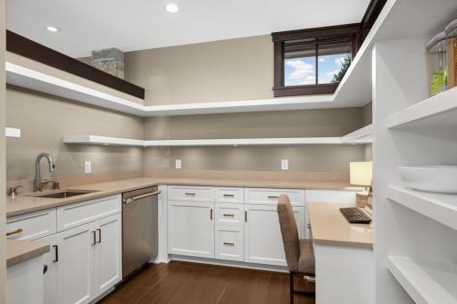 3776 Woodland Cove Parkway, Excelsior, MN 55331