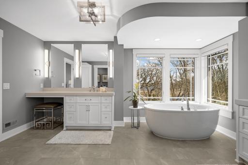 3776 Woodland Cove Parkway, Excelsior, MN 55331
