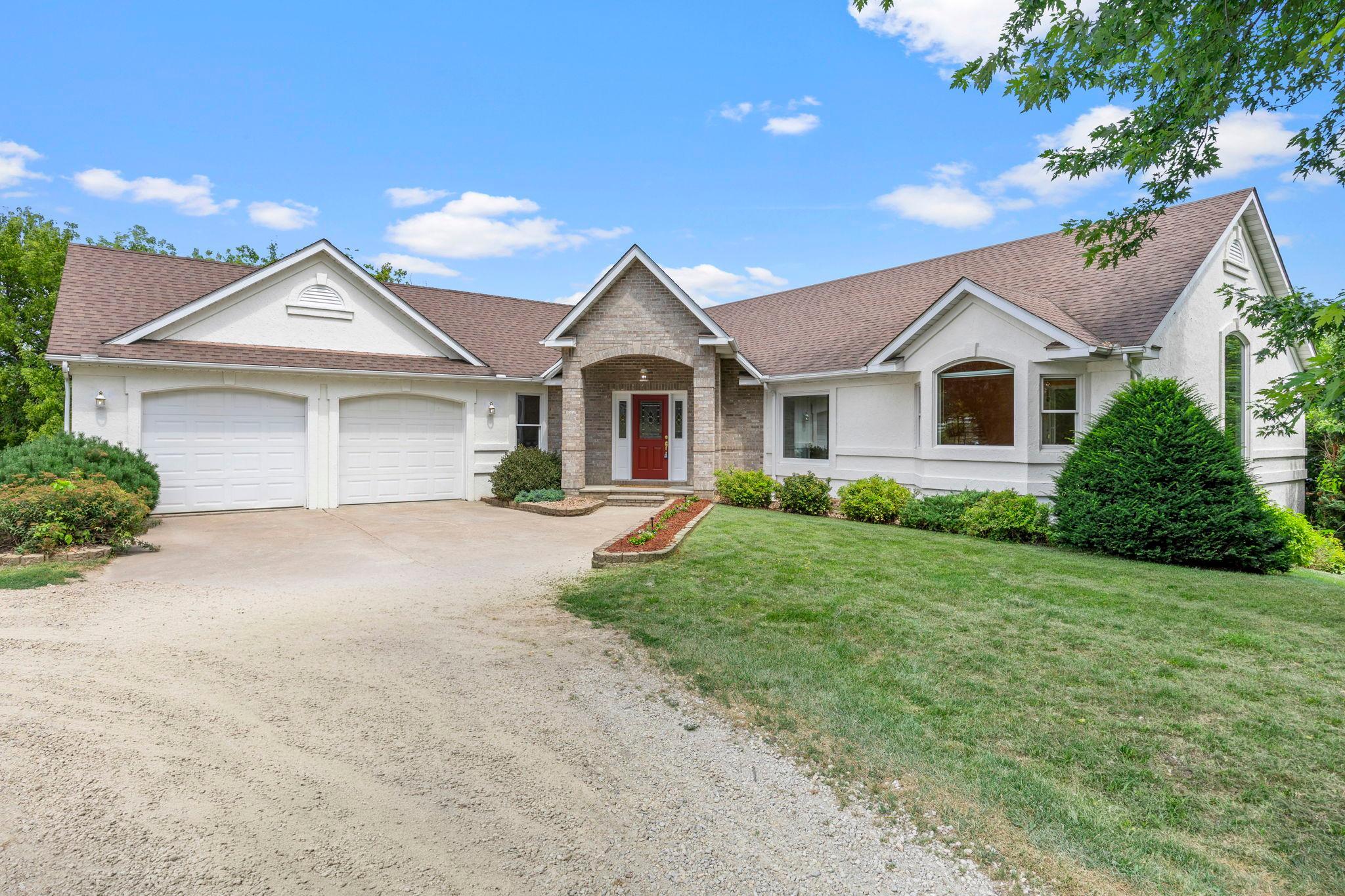11-web-or-mls-N6690 870th St-119 (2).jpg