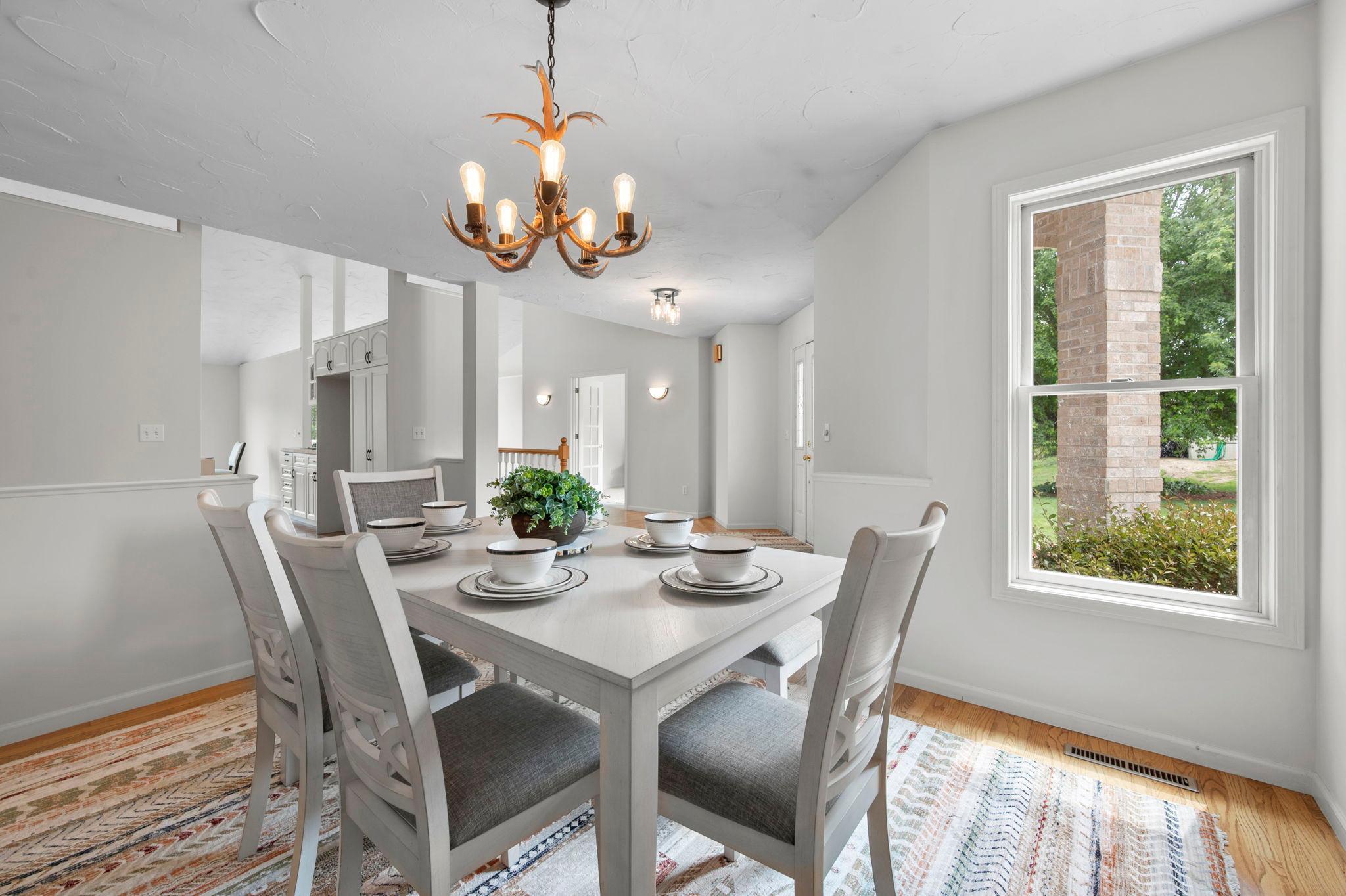 23-web-or-mls-N6690 870th St-34.jpg