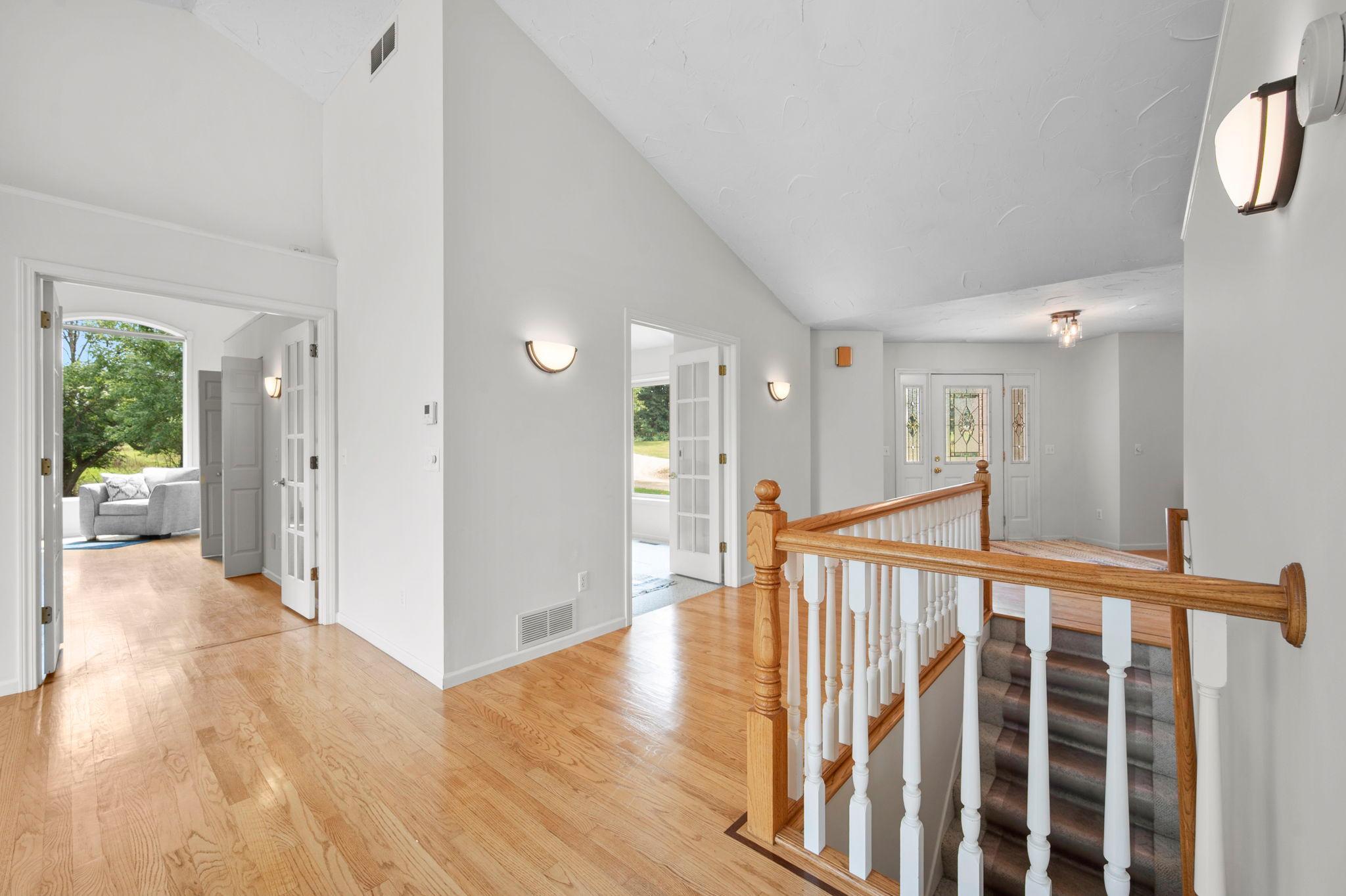 28-web-or-mls-N6690 870th St-54 (2).jpg