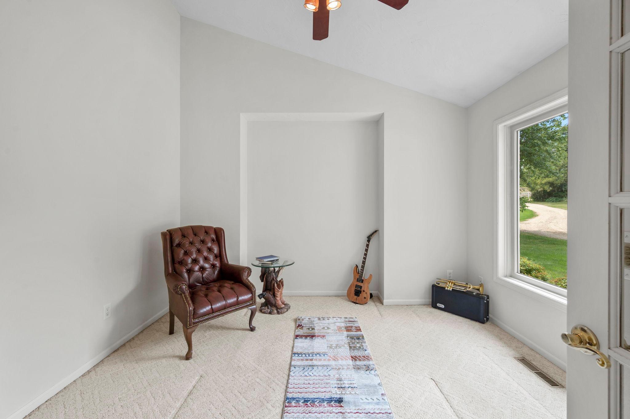 Bonus room for music, work or garden gazing with a cup of coffee.
