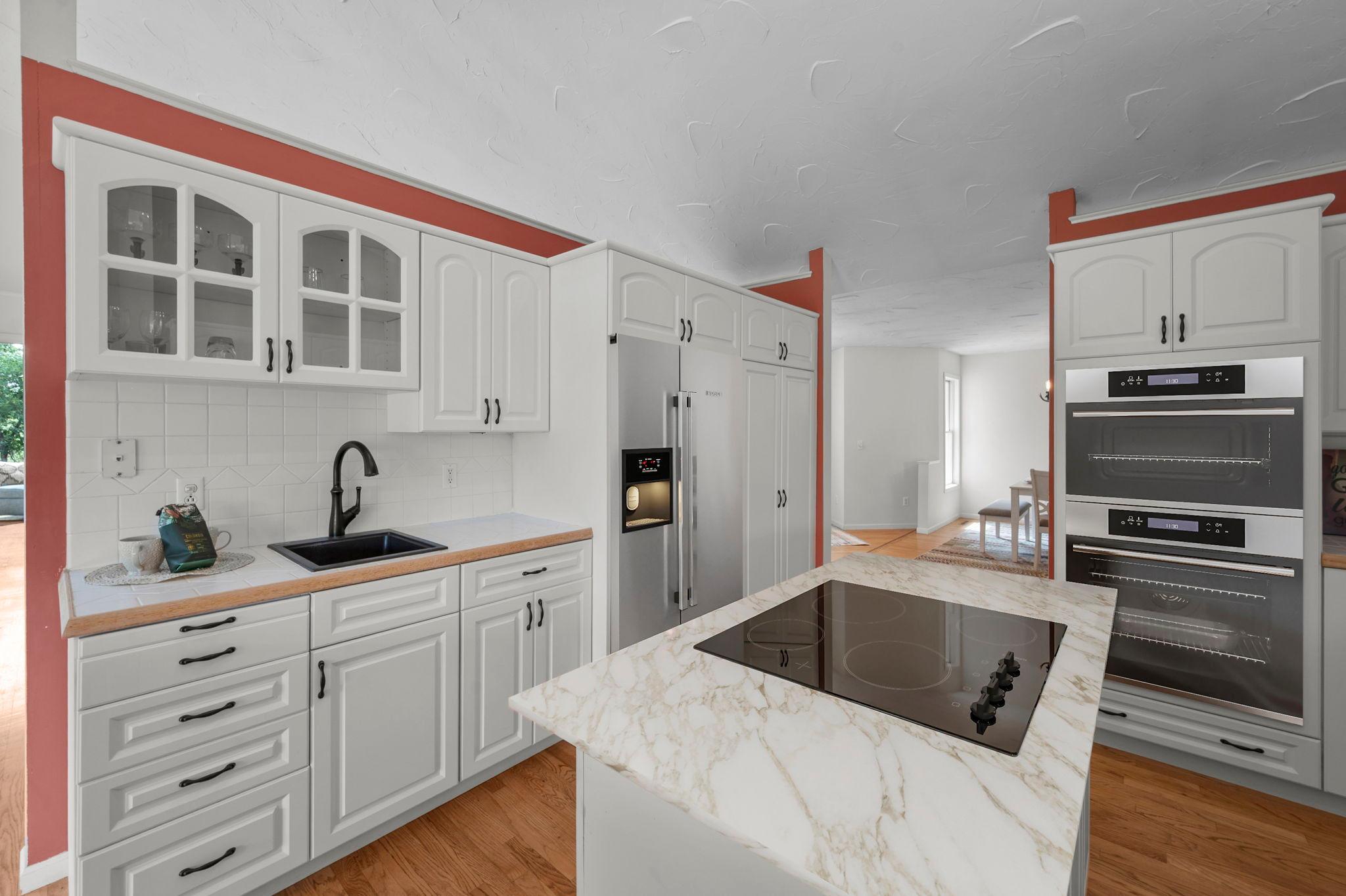 New (August 2026) Stainless Steel Whirlpool Cooktop, Oven with Air Fryer & Refrigerator!