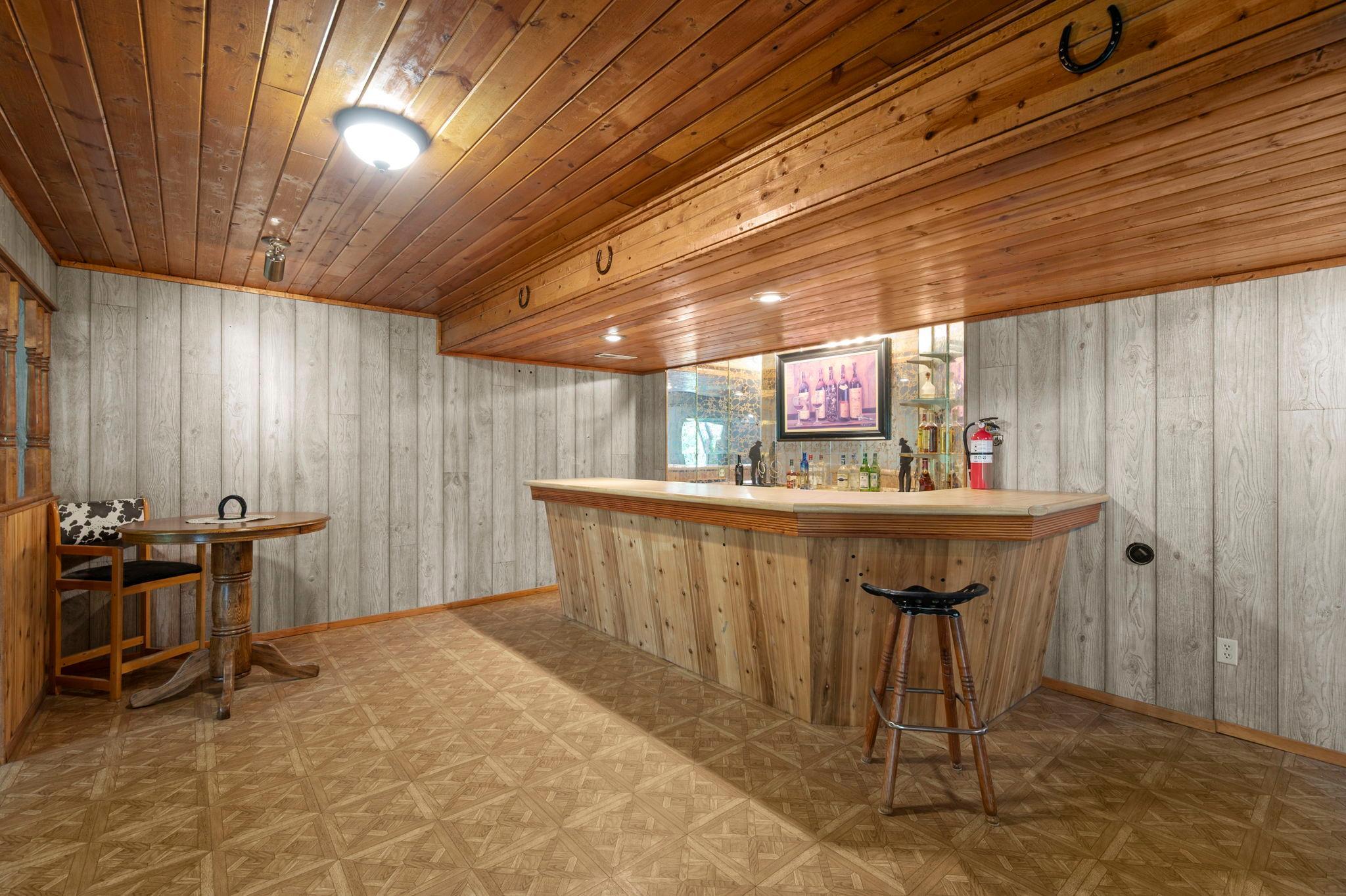 108-web-or-mls-N6690 870th St-384.jpg