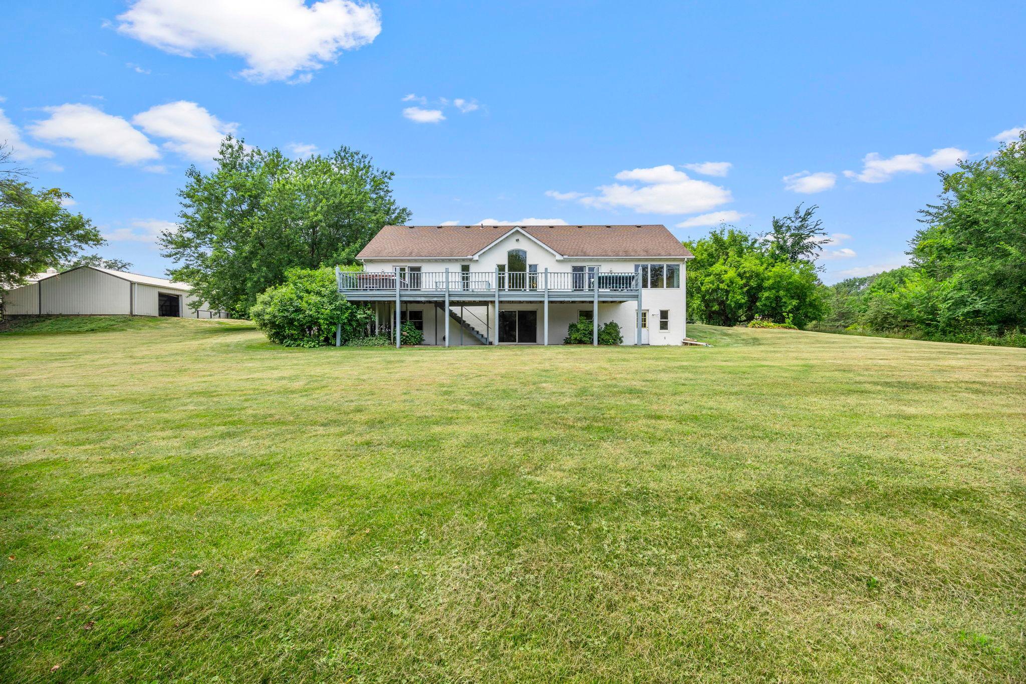 137-web-or-mls-N6690 870th St-89.jpg