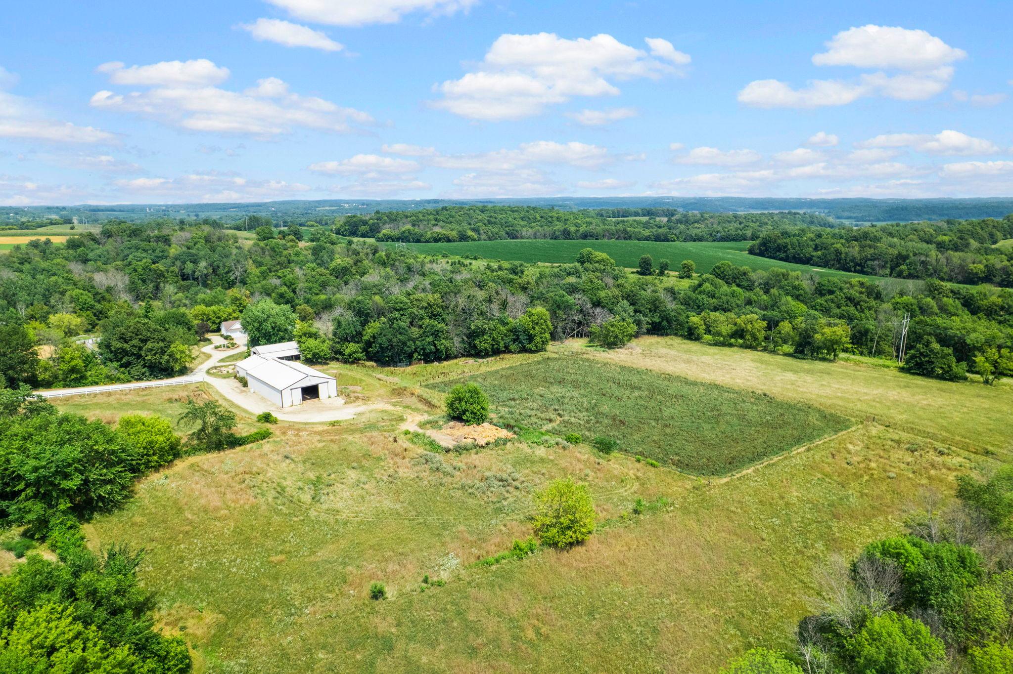 Fenced pasture area, tillable acreage and woods are all ready for all of your hobbies!