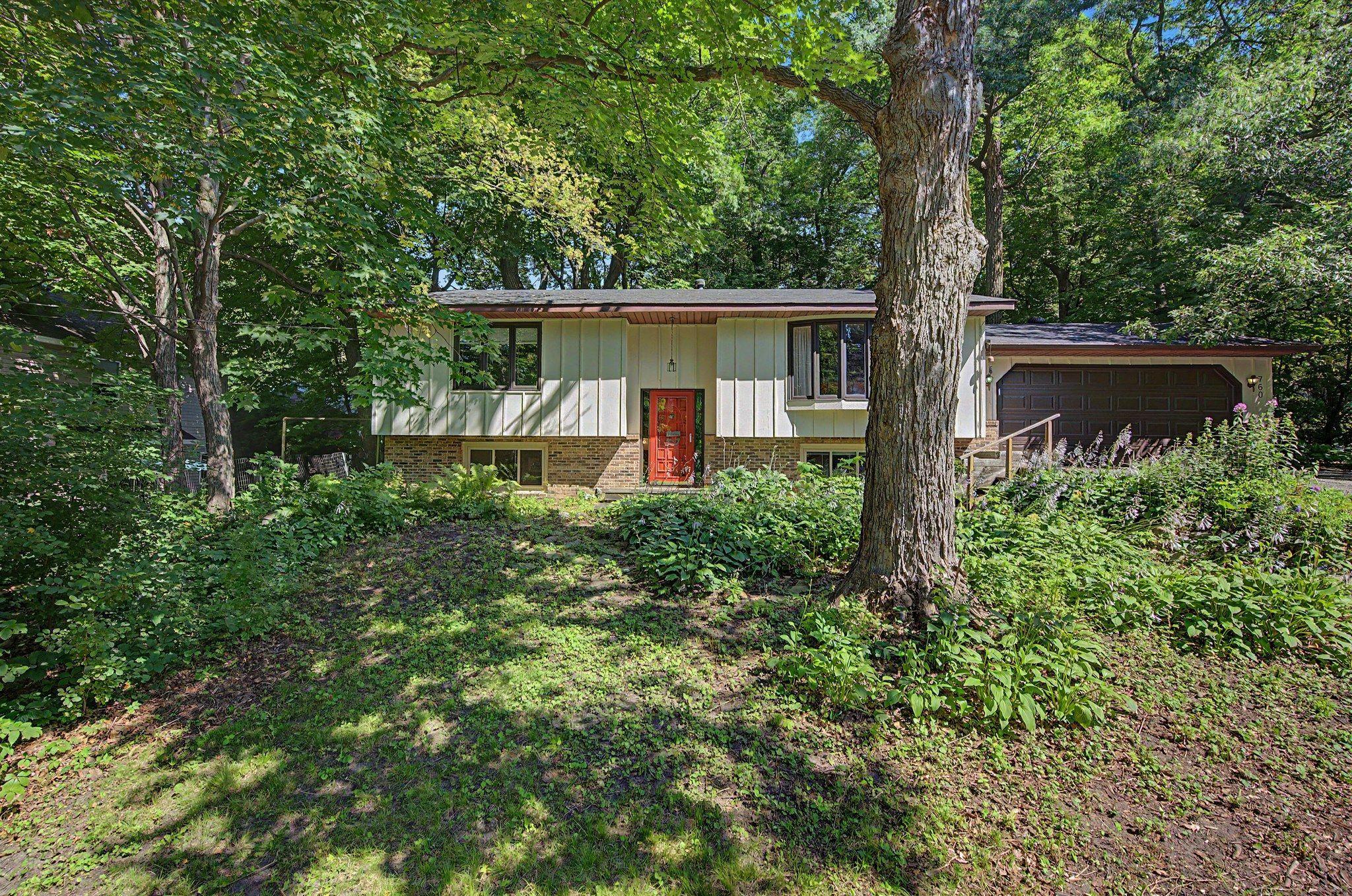 7061212