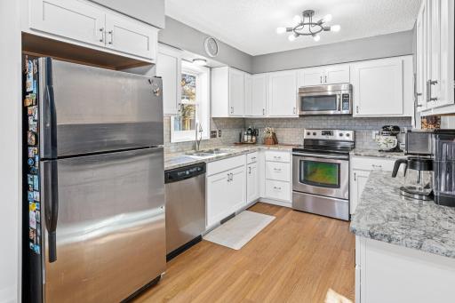 841 Sudberry Lane, Saint Paul, MN 55123