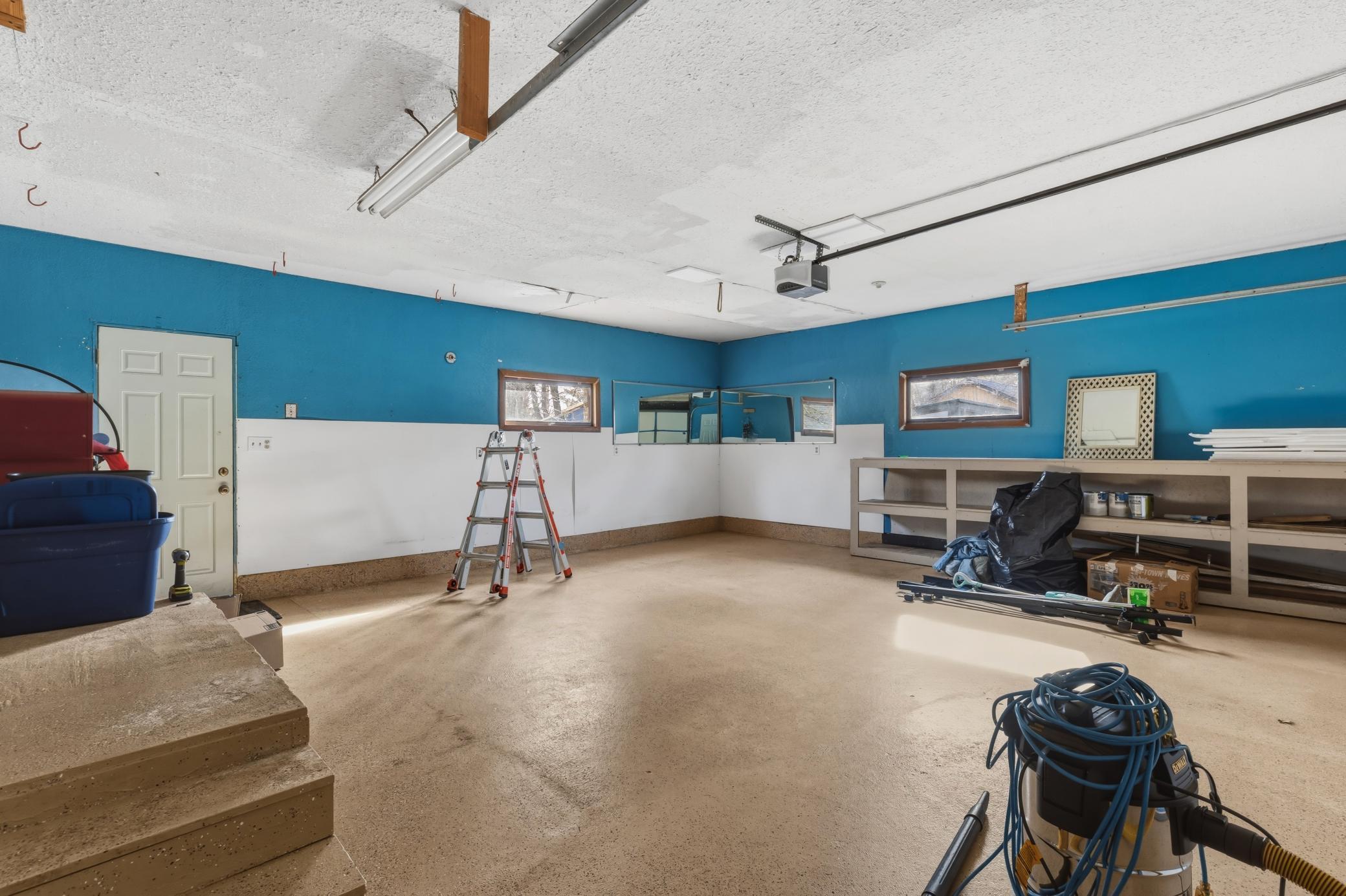 Insulated 22x24 attached garage