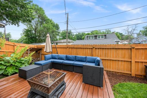 83-web-or-mls-2716 Ewing Ave N-96.jpg