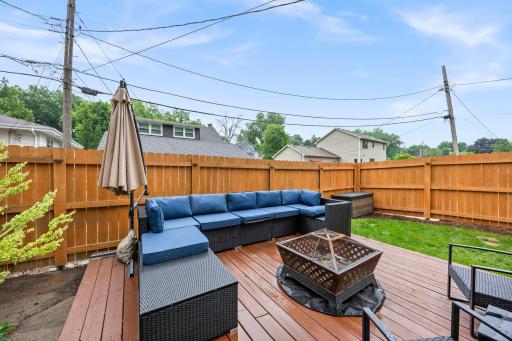 81-web-or-mls-2716 Ewing Ave N-86.jpg