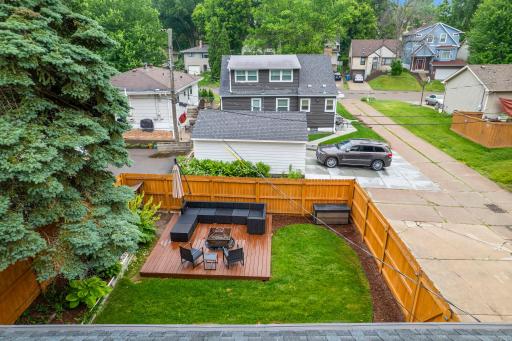92-web-or-mls-2716 Ewing Ave N-164.jpg