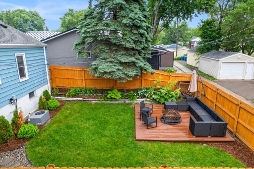 91-web-or-mls-2716 Ewing Ave N-161.jpg