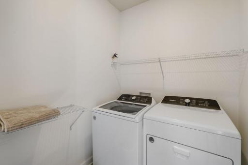20252 Marsh Ct - Web Quality - 026 - 25 Laundry Room.jpg