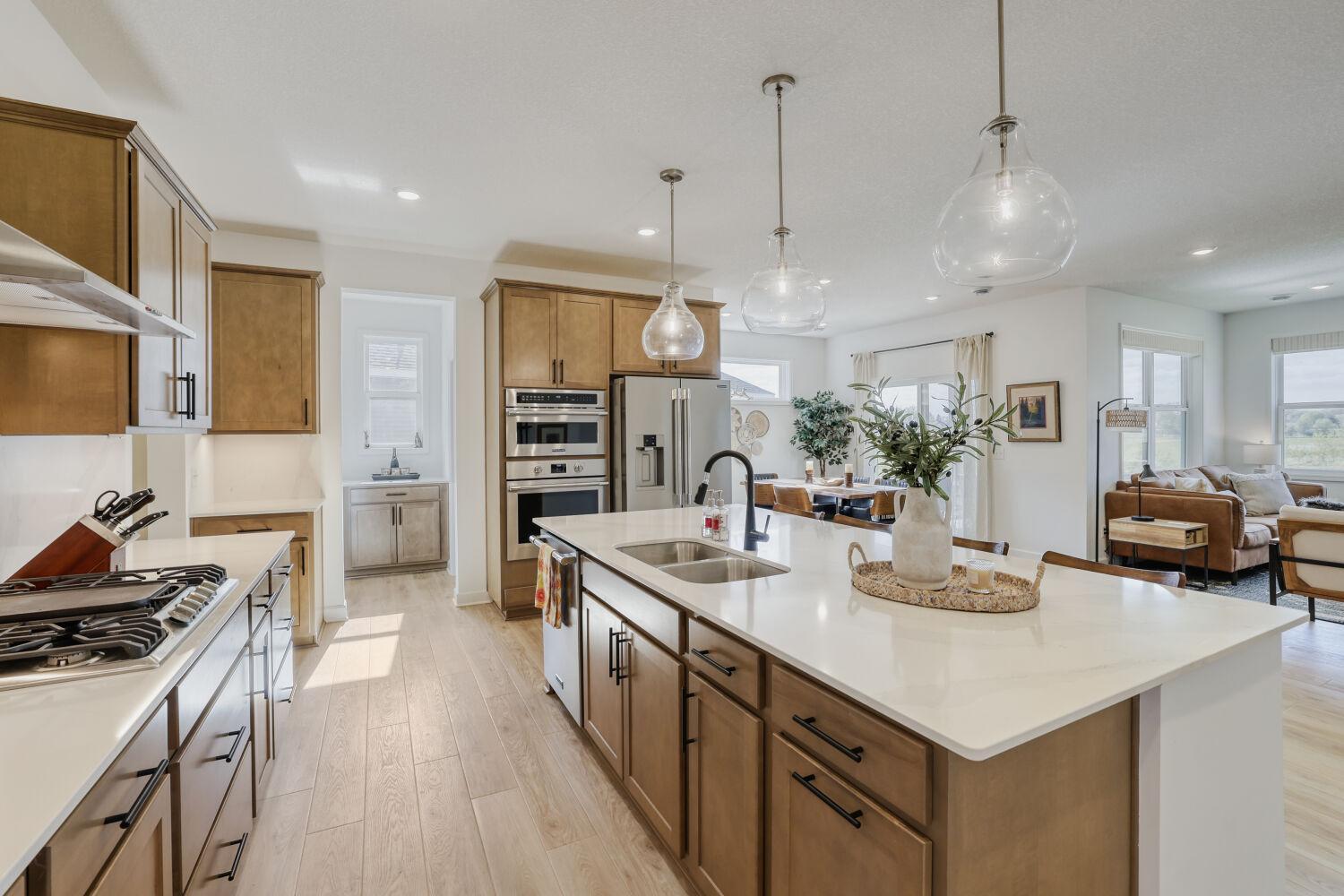 20252 Marsh Ct - Web Quality - 009 - 08 Kitchen.jpg