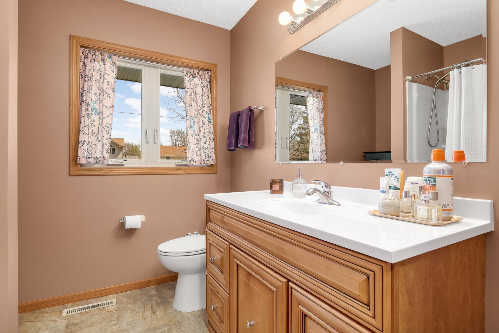 Main floor full bath.