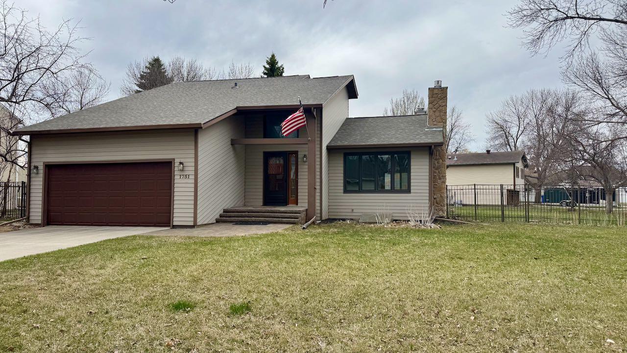 (1) Front of Home.jpeg