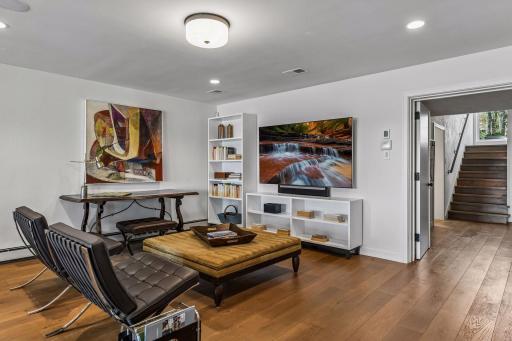 1300 Bracketts Point Road, Wayzata, MN 55391
