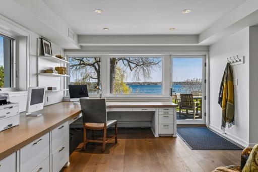 1300 Bracketts Point Road, Wayzata, MN 55391