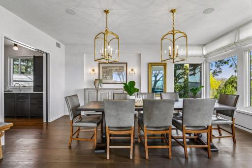 1300 Bracketts Point Road, Wayzata, MN 55391