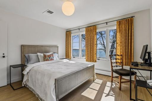 1300 Bracketts Point Road, Wayzata, MN 55391