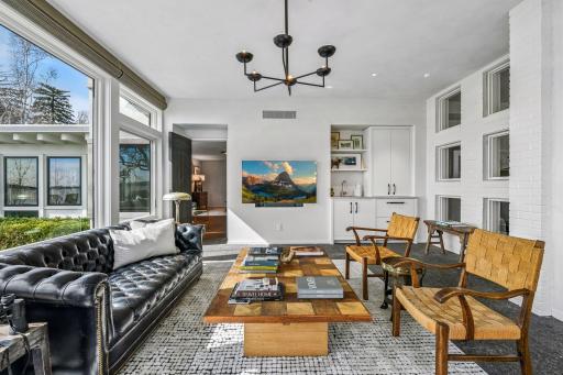 1300 Bracketts Point Road, Wayzata, MN 55391