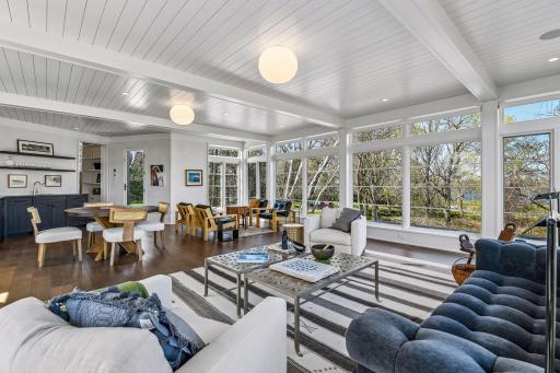 1300 Bracketts Point Road, Wayzata, MN 55391