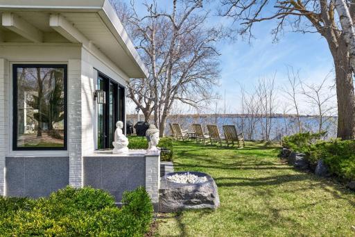 1300 Bracketts Point Road, Wayzata, MN 55391