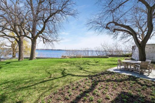 1300 Bracketts Point Road, Wayzata, MN 55391