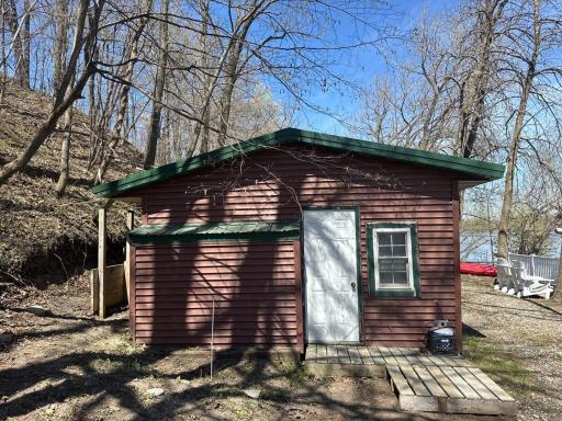 17436 Gary Trail, 27, Faribault, MN 55021