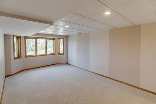 620 Buffalo Hills Lane W, Brainerd, MN 56401