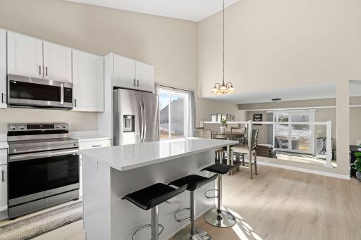 Brand new kitchen! Updated from top to bottom!