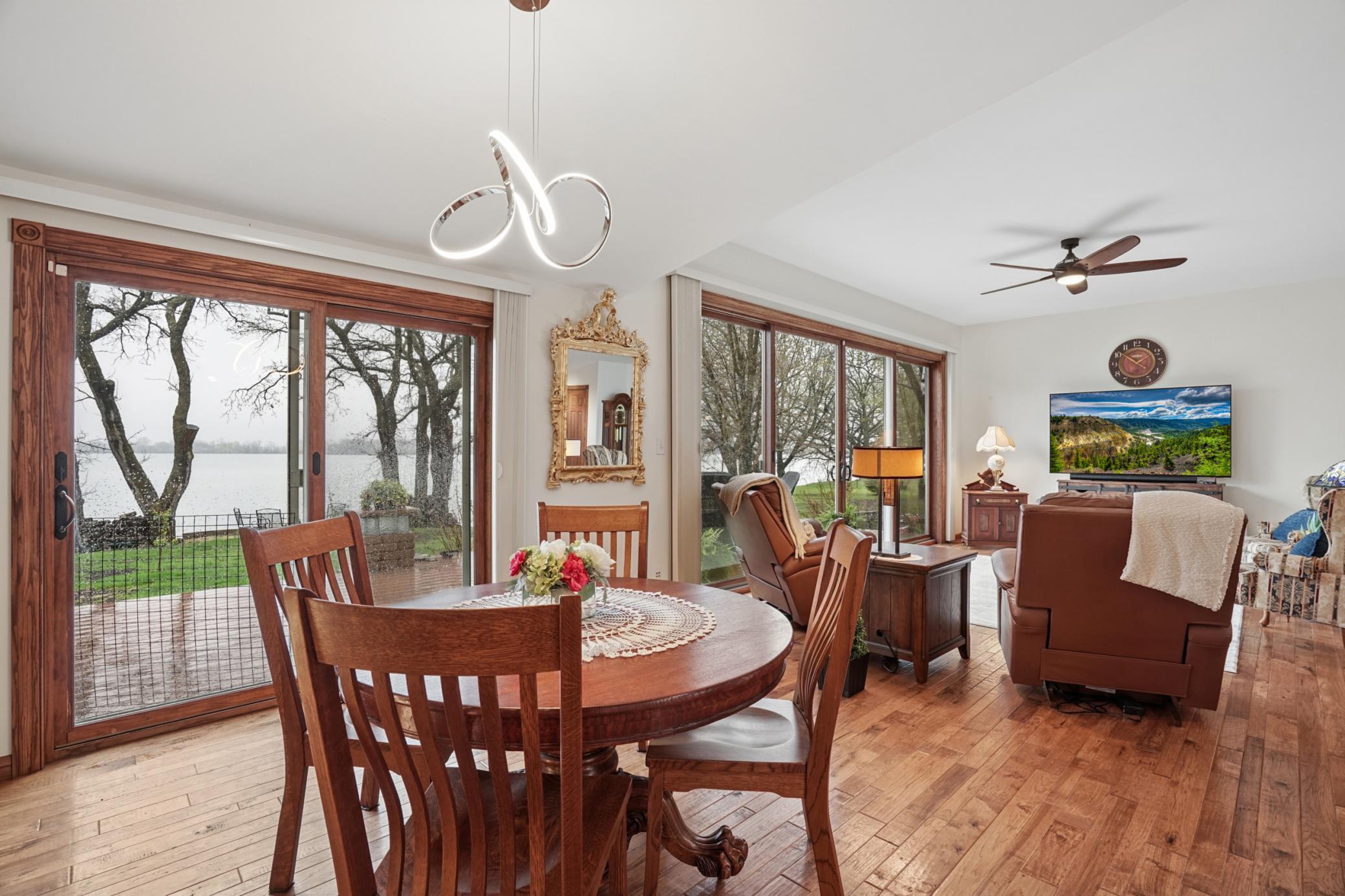 Beautiful Georgia Hickory hardwood flooring is featured throughout the main floor.