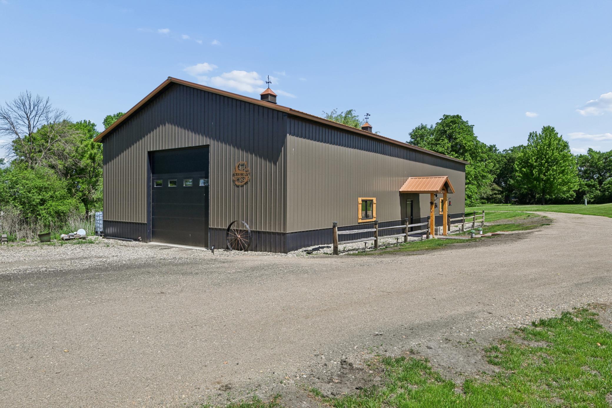 Another view of the 80'x40' Ram pole shed.
