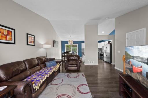 612 6th Street N, Montrose, MN 55363
