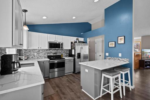 612 6th Street N, Montrose, MN 55363