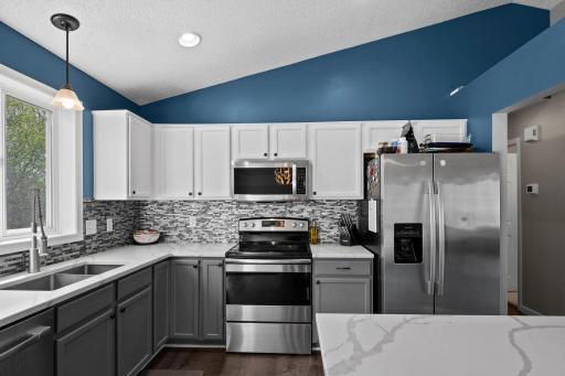 612 6th Street N, Montrose, MN 55363