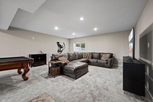 612 6th Street N, Montrose, MN 55363
