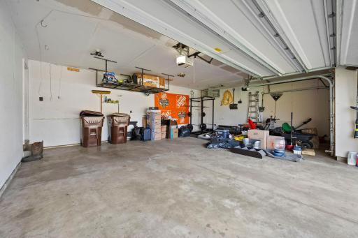 612 6th Street N, Montrose, MN 55363