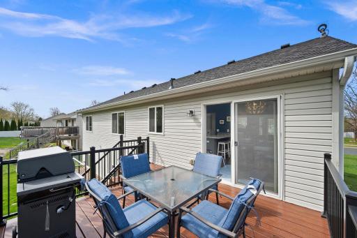 612 6th Street N, Montrose, MN 55363