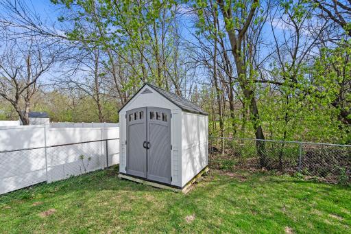 612 6th Street N, Montrose, MN 55363