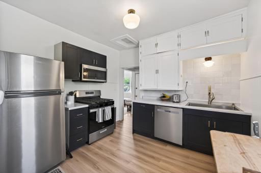 1942 Lincoln Street NE, Minneapolis, MN 55418